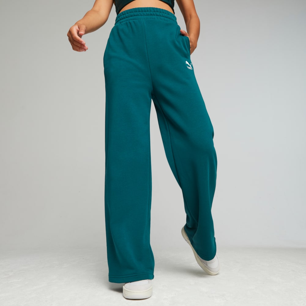 CLASSICS Women s Relaxed Sweatpants Green Puma Sku 621411 43