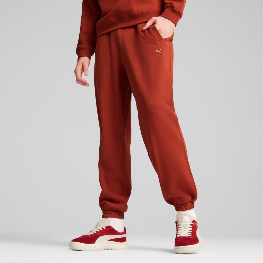 Изображение Puma Штаны MMQ Sweatpants #1: Mars Red