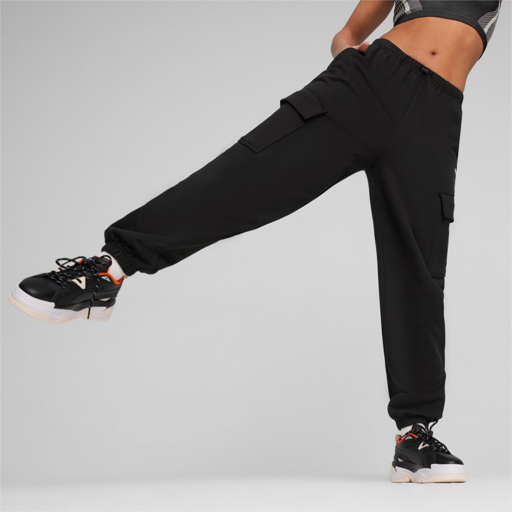 Изображение Puma Штаны DARE TO Relaxed Women's Sweatpants #1: Puma Black