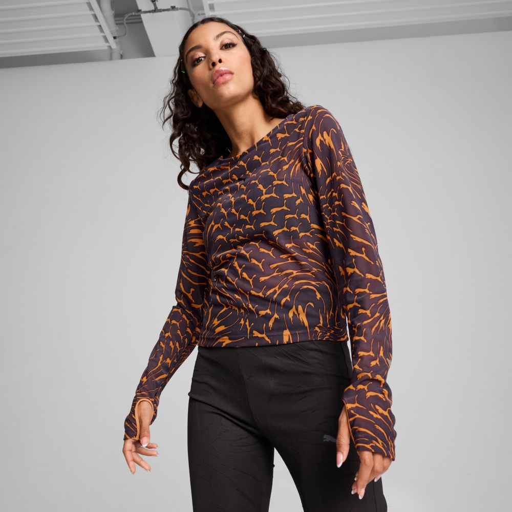 Imagen PUMA Polera manga larga en malla DARE TO para mujer #1