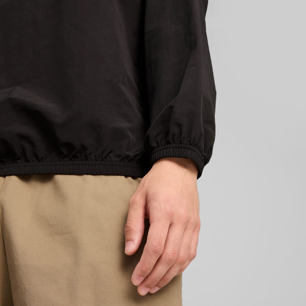 Imagen PUMA Polerón de training CLASSICS Woven Relaxed Crew para hombre #2