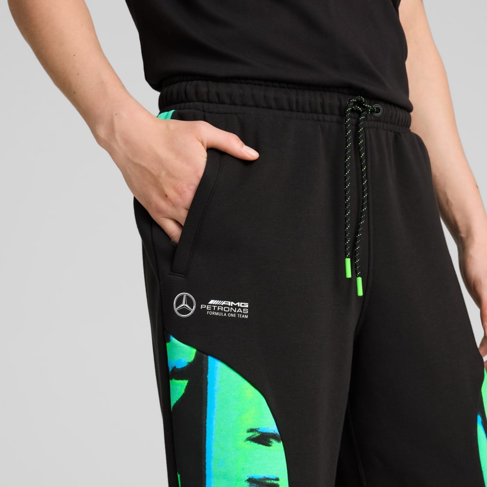 Изображение Puma Брюки спортивные Mercedes-AMG Petronas F1® Neon Energy Sweatpants Men #2: Puma Black