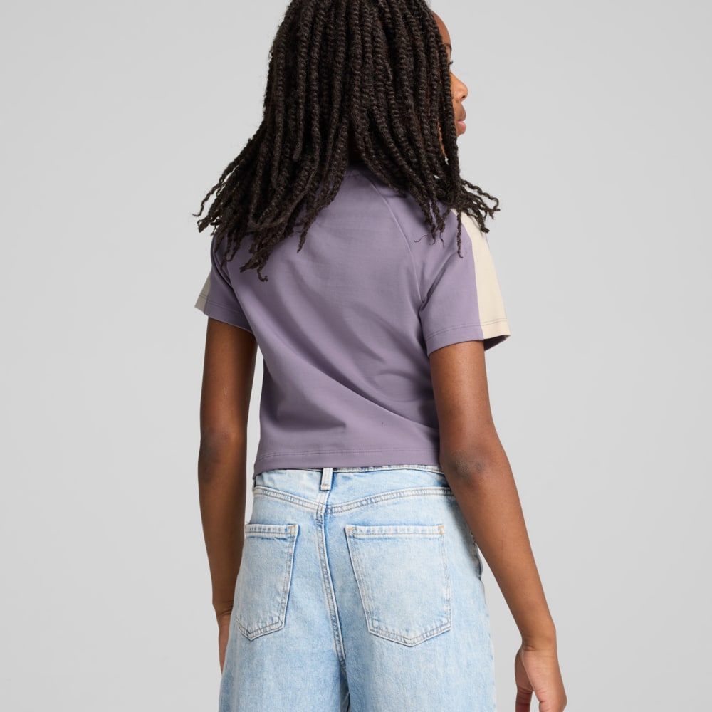 Imagen PUMA Polera estilo baby tee ICONIC T7 juvenil #2