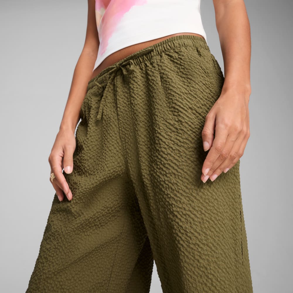 Изображение Puma Брюки YONA Parachute Pants Women #2: Olive Drab