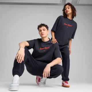 Изображение Puma Футболка PREMIUM ESS Oversized Graphic Tee Unisex