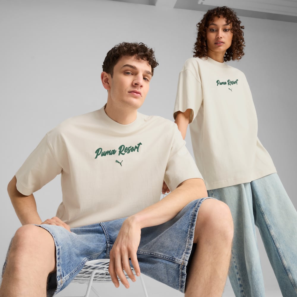 Зображення Puma Футболка PREMIUM ESS Oversized Graphic Tee Unisex #1: Alpine Snow