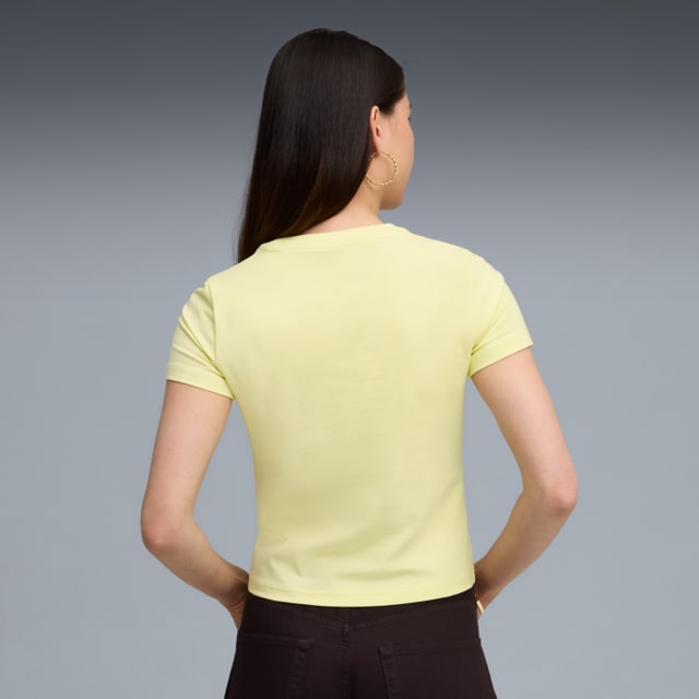 Imagen PUMA Polera semi-ajustada Essentials para mujer