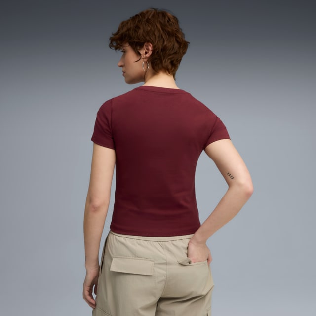 Imagen PUMA Polera semi-ajustada Essentials para mujer