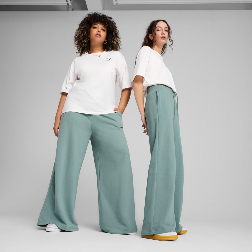 Зображення Puma Штани Wardrobe Essentials Relaxed Wide Leg Sweatpants Women #1: Green Moon
