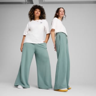 Изображение Puma Брюки Wardrobe Essentials Relaxed Wide Leg Sweatpants Women