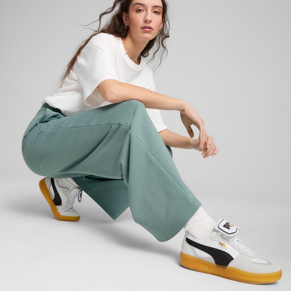 Зображення Puma Штани Wardrobe Essentials Relaxed Wide Leg Sweatpants Women #2: Green Moon