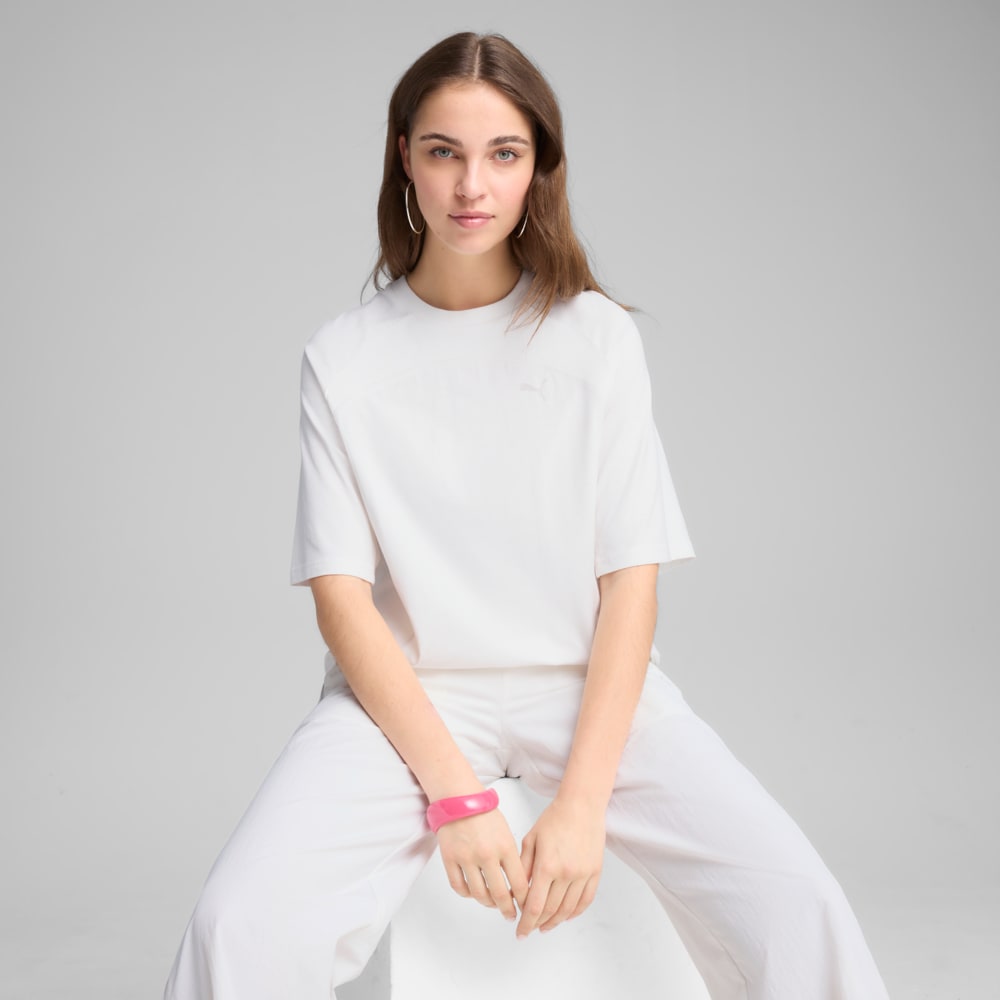 Изображение Puma Футболка DARE TO Oversized Tee Women #1: Puma White