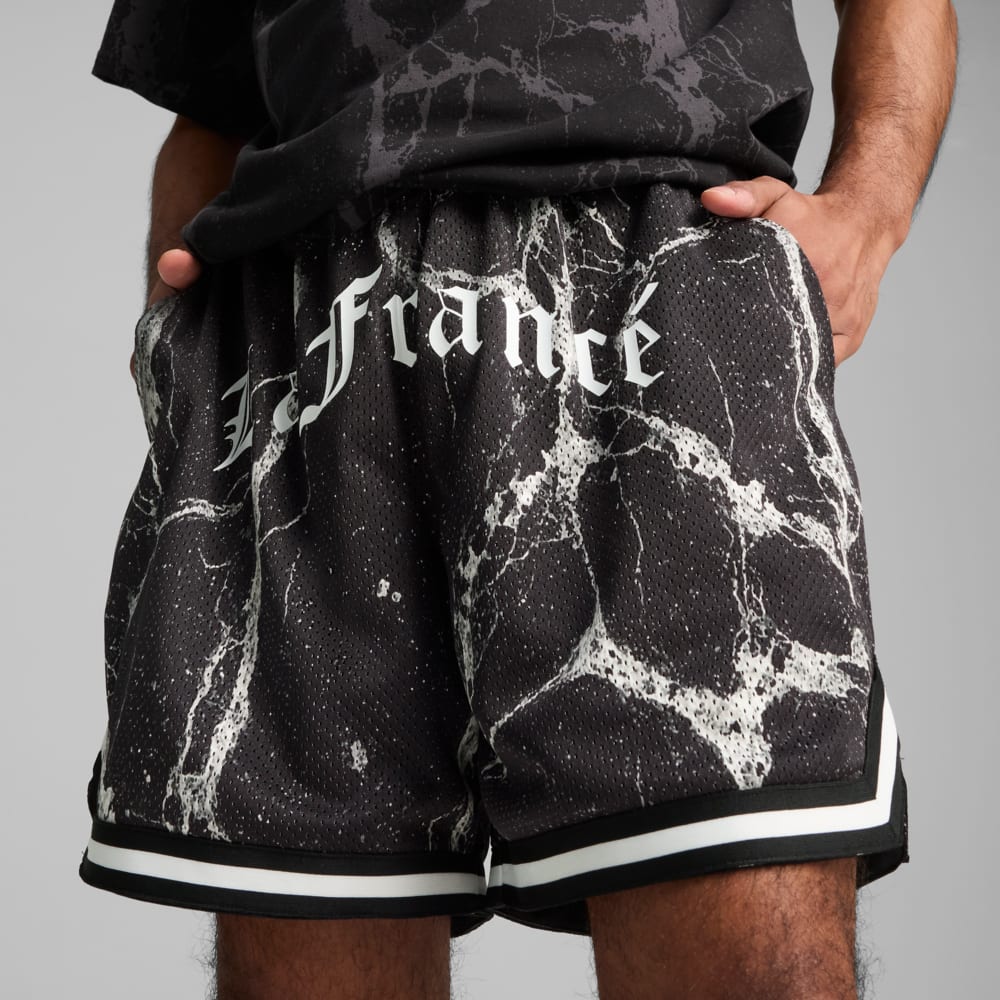 Изображение Puma Шорты PUMA HOOPS x LAFRANCÉ Written in Chrome Basketball Shorts Men #2: PUMA Black-Puma White - AOP