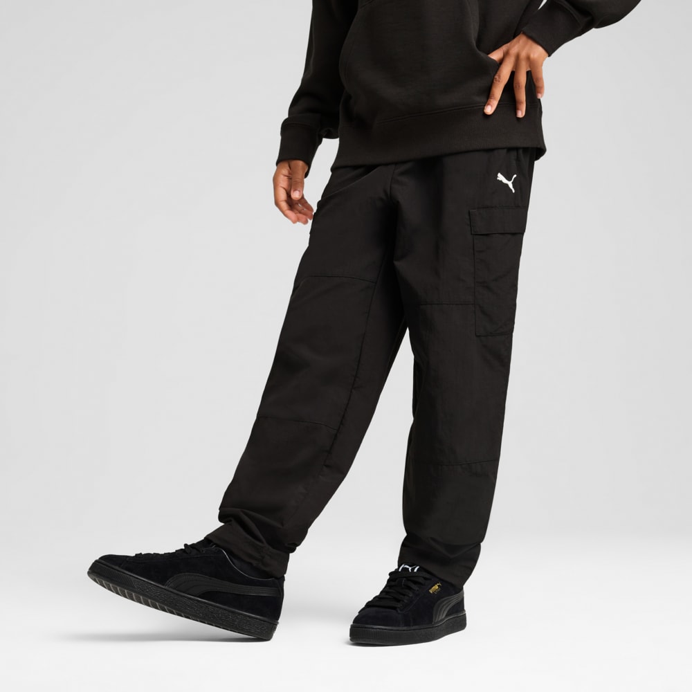 Изображение Puma Детские брюки-карго WARDROBE ESS Relaxed Woven Cargo Pants Youth #1: Puma Black