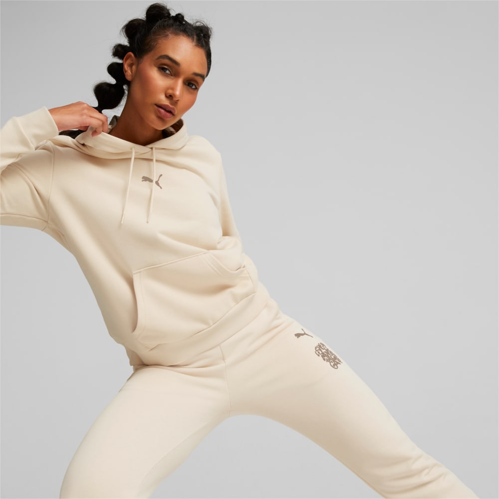 Image Puma SHE MOVES THE GAME Football Hoodie Women #1
