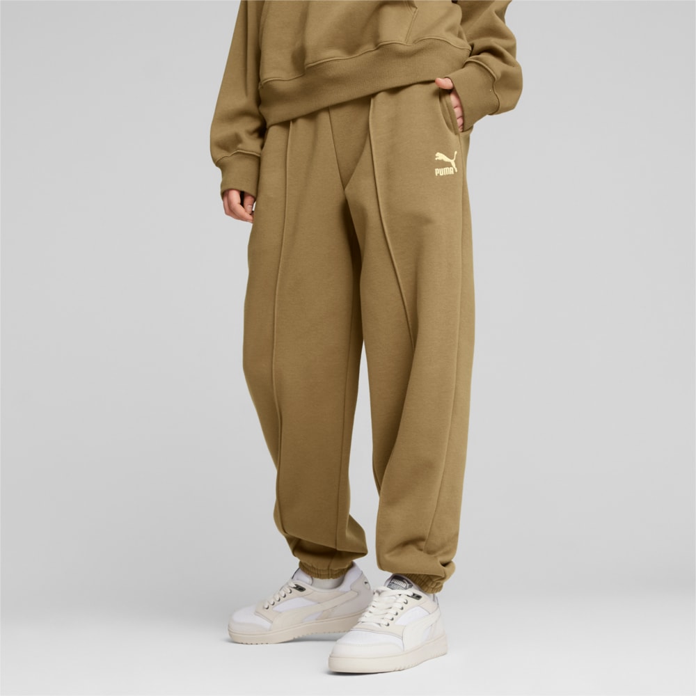 Изображение Puma Штаны Classics Sweatpants Women #1: Chocolate Chip