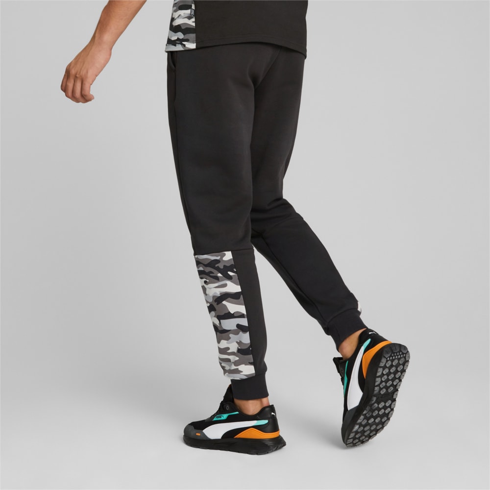 Image PUMA Calça de Moletom Essentials Block Camo Fleece Masculina #2