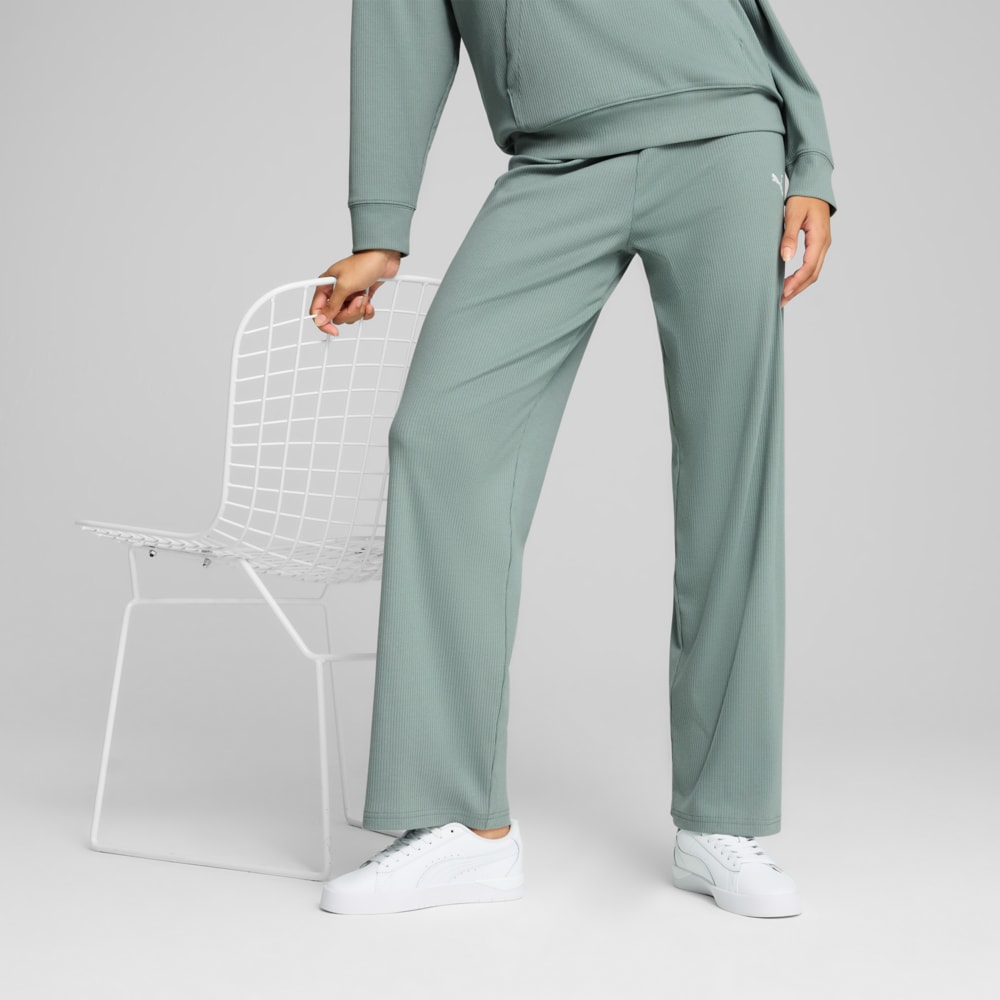 Изображение Puma Брюки ESS ELEVATED High-Waist Straight Leg Rib Pants Women #1: Green Moon