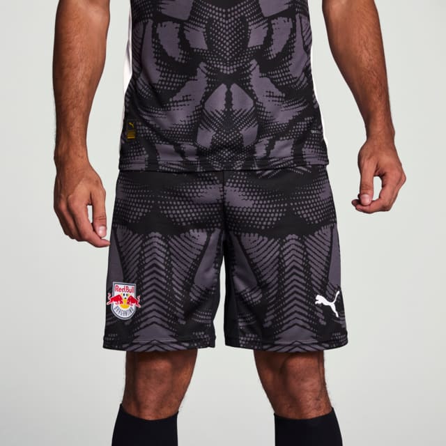 Image PUMA Shorts Goleiro Red Bull Bragantino HOME 2025