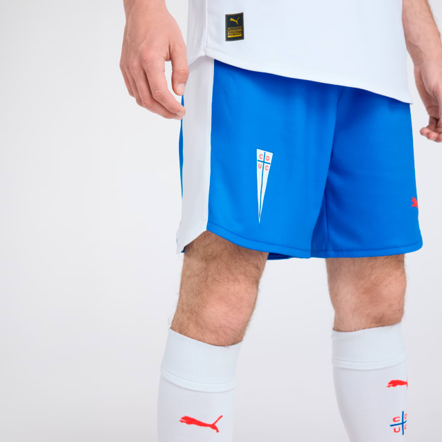 Imagen PUMA Short Local Universidad Católica para hombre