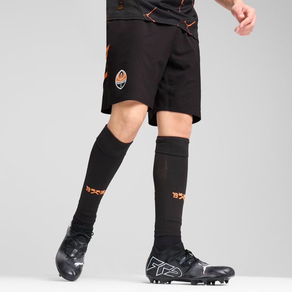 Зображення Puma Шорти FC Shakhtar Donetsk Shorts Men #1: PUMA Black-Rickie Orange