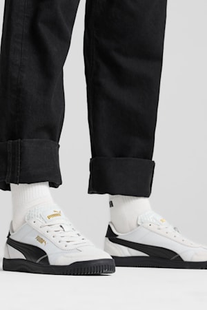 PUMA Club 5v5 Lux OG Sneakers Unisex, Feather Gray-PUMA Black-PUMA Gold, extralarge-GBR