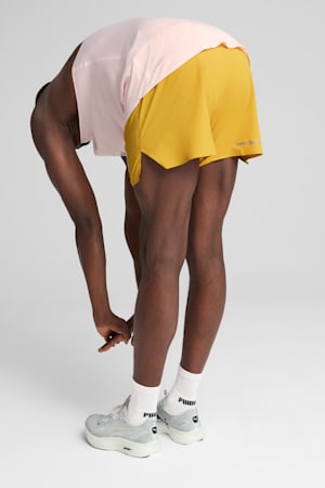 PUMA x SAYSKY Running Shorts Men, Archive Gold, extralarge-GBR