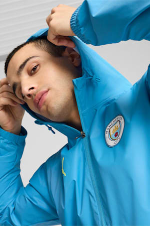 Manchester City All-Weather Training Jacket Men, Magic Blue-Yellow Glow, extralarge-GBR