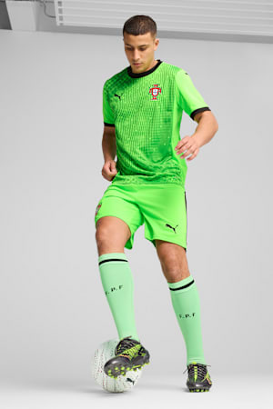 Portugal 2025 Goalkeeper Shorts Men, Fluro Green Pes-PUMA Black, extralarge-GBR