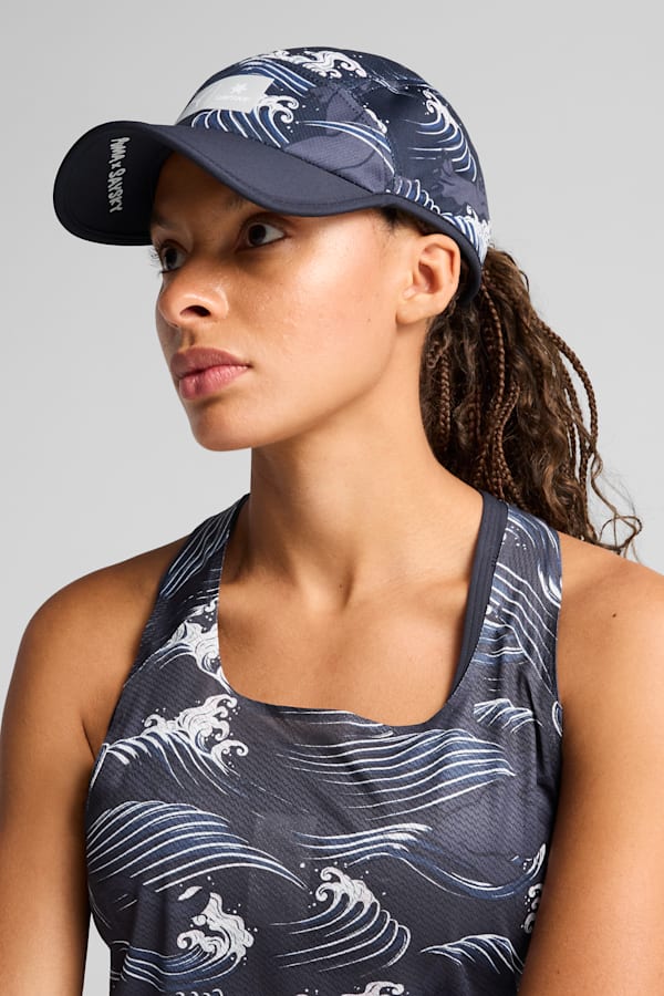 PUMA X SAYSKY Running 5 Panel Cap Unisex, New Navy-Feather Gray-AOP, extralarge