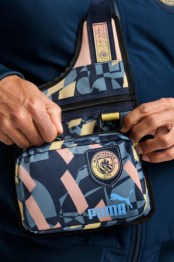 Manchester City ftblSTATEMENT Crossbody Bag, Marine Blue-Poppy Pink, extralarge-GBR