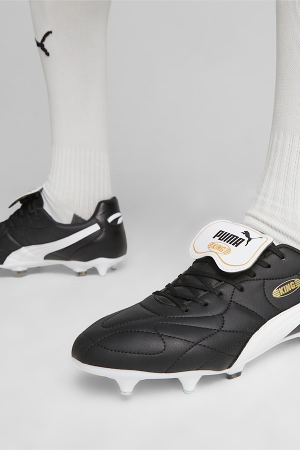 KING TOP MxSG Football Boots, PUMA Black-PUMA White-PUMA Gold, extralarge