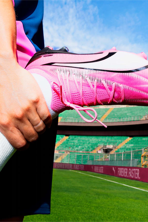 ULTRA ULTIMATE FG/AG Football Boots, Poison Pink-PUMA White-PUMA Black, extralarge