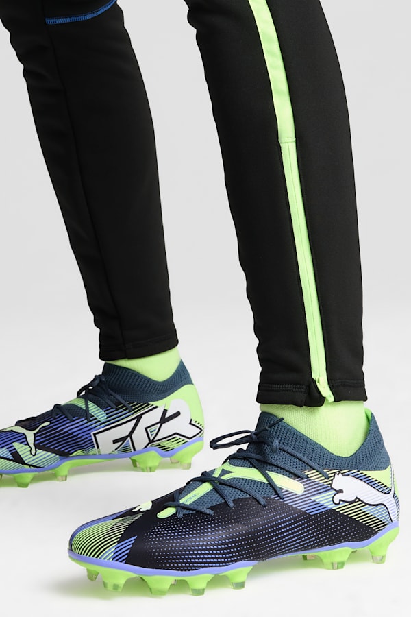 FUTURE 7 MATCH FG/AG Football Boots Women, Gray Skies-PUMA White-Fizzy Apple, extralarge