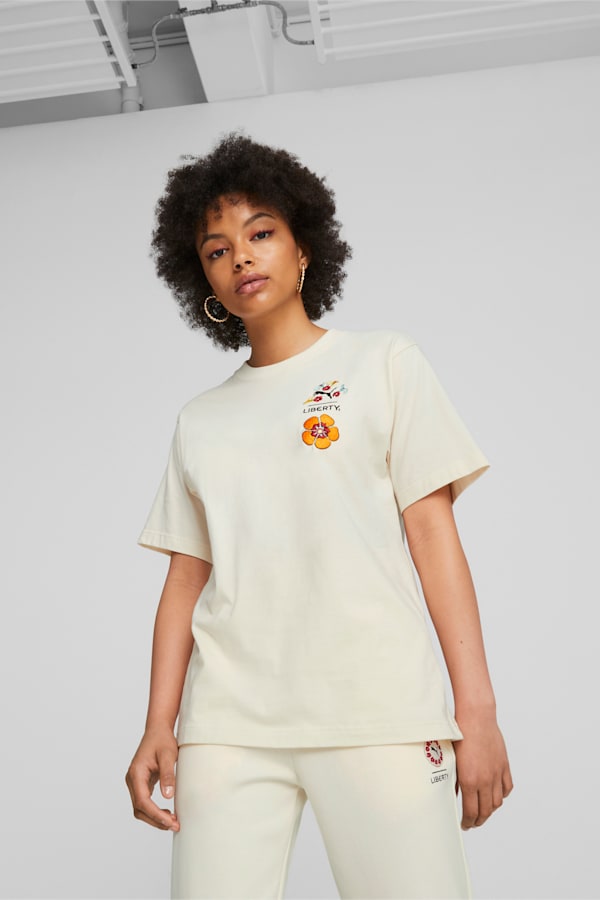 PUMA x LIBERTY Graphic Tee Women, Pristine, extralarge