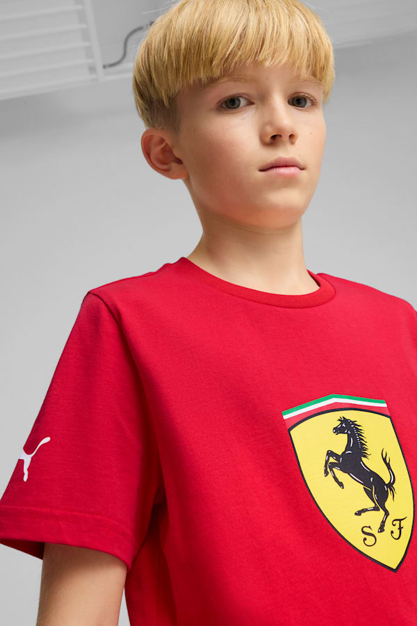 Scuderia Ferrari HP Race Colored Big Shield Tee Youth, Rosso Corsa, extralarge