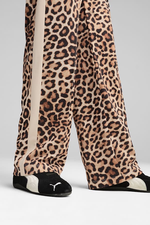 T7 LEO LUXE All-Over Print Straight Pants Women, Alpine Snow, extralarge