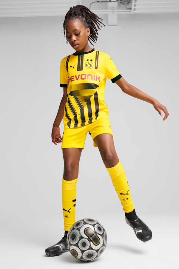 Borussia Dortmund 24/25 Shorts Youth, Faster Yellow-PUMA Black, extralarge