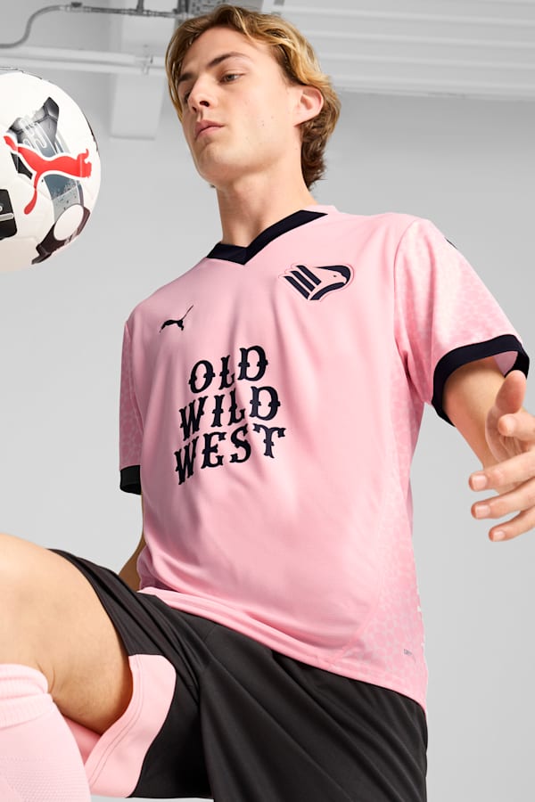 Palermo F.C. 24/25 Home Jersey Men, Team Light Pink-PUMA Black, extralarge