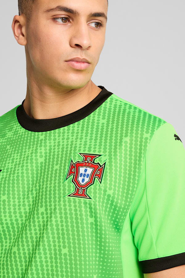Portugal 2025 Goalkeeper Short Sleeves Jersey Men, Fluro Green Pes-PUMA Black, extralarge-GBR