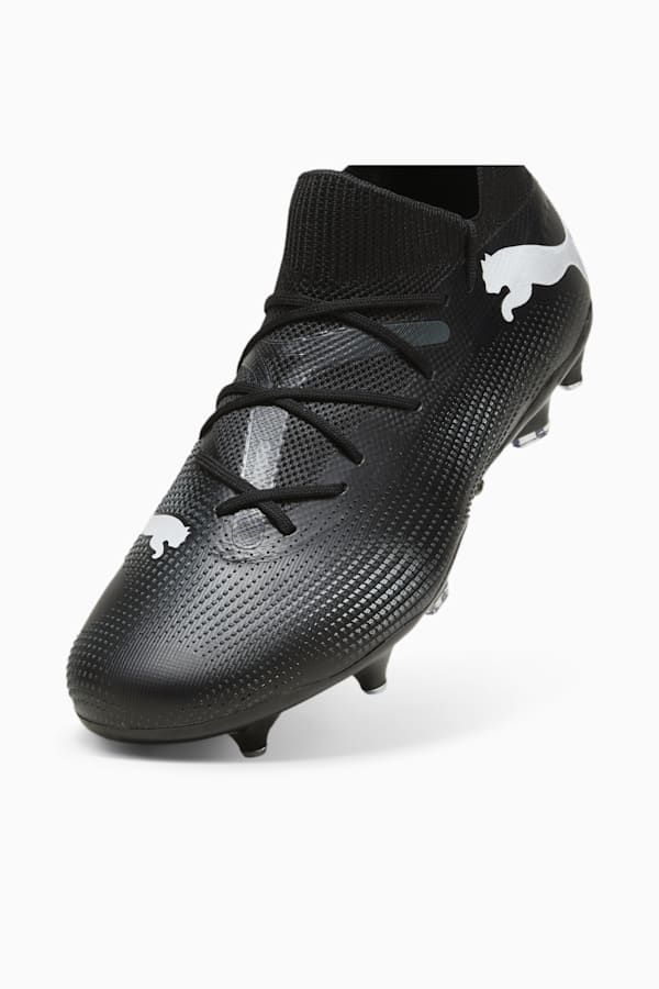 FUTURE 7 MATCH MxSG Football Boots, PUMA Black-PUMA White, extralarge