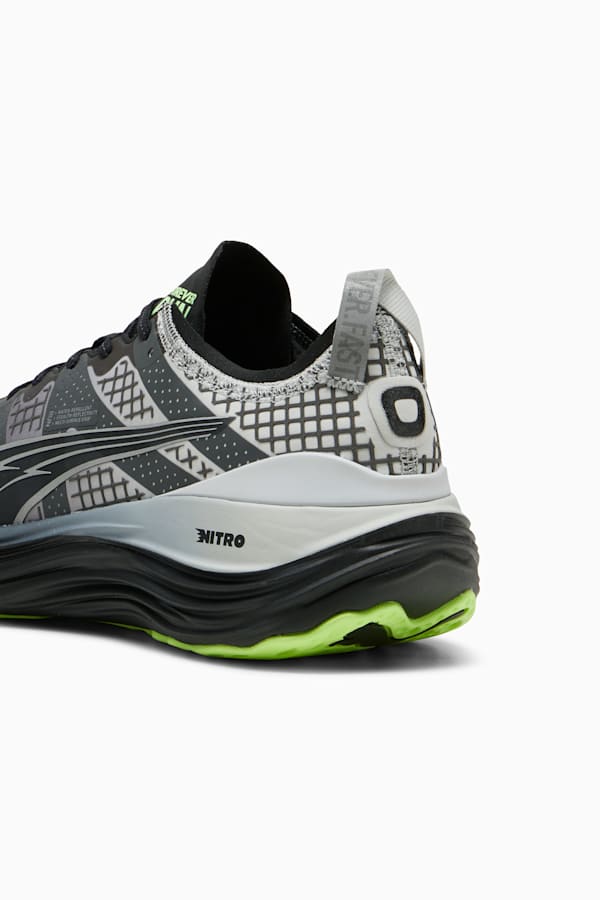 ForeverRun NITRO™ WTR Running Shoes Men, PUMA Black-Glacial Gray-Fizzy Apple, extralarge