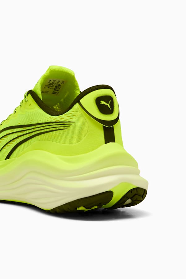 MagMax NITRO™ Running Shoes Men, Yellow Alert-PUMA Black, extralarge
