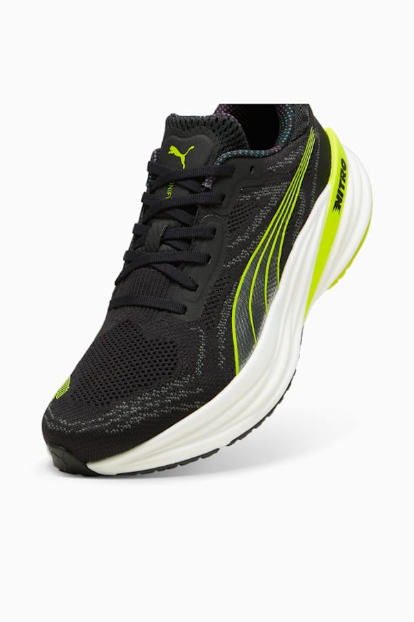 Magnify NITRO™ 2 Running Shoes Men, PUMA Black-Lime Pow, extralarge-GBR