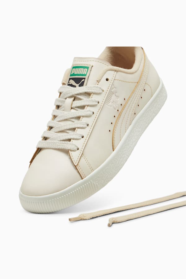 Clyde Coffee Sneakers, PUMA White-Coffee-Coffee, extralarge