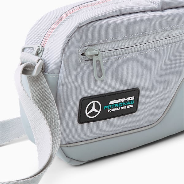 Mercedes-AMG Petronas Motorsport Portable Bag, Mercedes Team Silver, large-ZAF