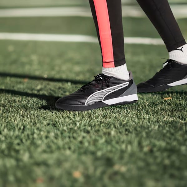 Tacos de futbol KING PRO TT, PUMA Black-PUMA White-Cool Dark Gray, large-MEX