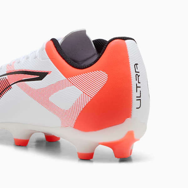 Tacos de fútbol ULTRA 5 MATCH FG/AG para mujer, PUMA White-PUMA Black-Glowing Red, large-MEX