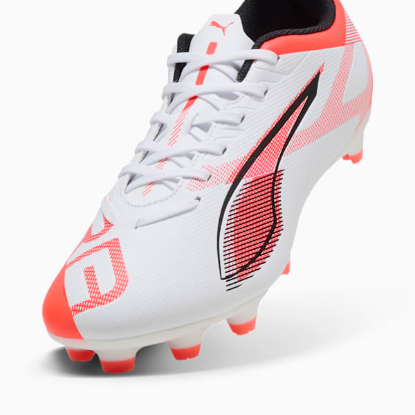 Tacos de fútbol ULTRA 5 MATCH FG/AG para mujer, PUMA White-PUMA Black-Glowing Red, large-MEX
