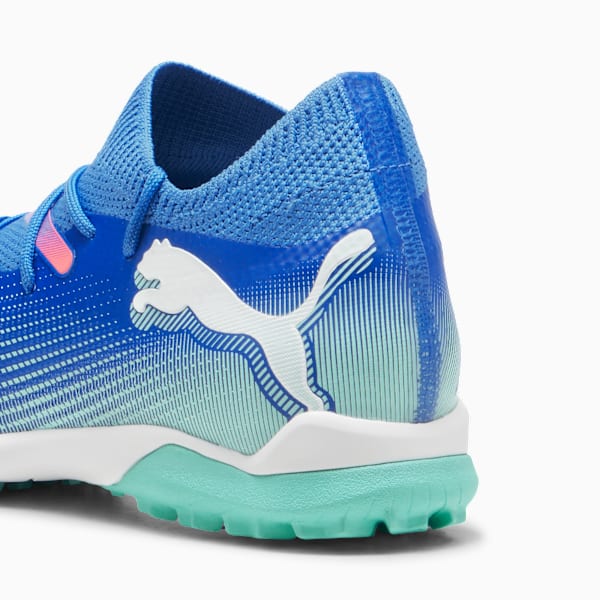 Botines de fútbol FUTURE 7 MATCH TT+Mid Jr ADP, Bluemazing-PUMA White-Electric Peppermint, large-ARG